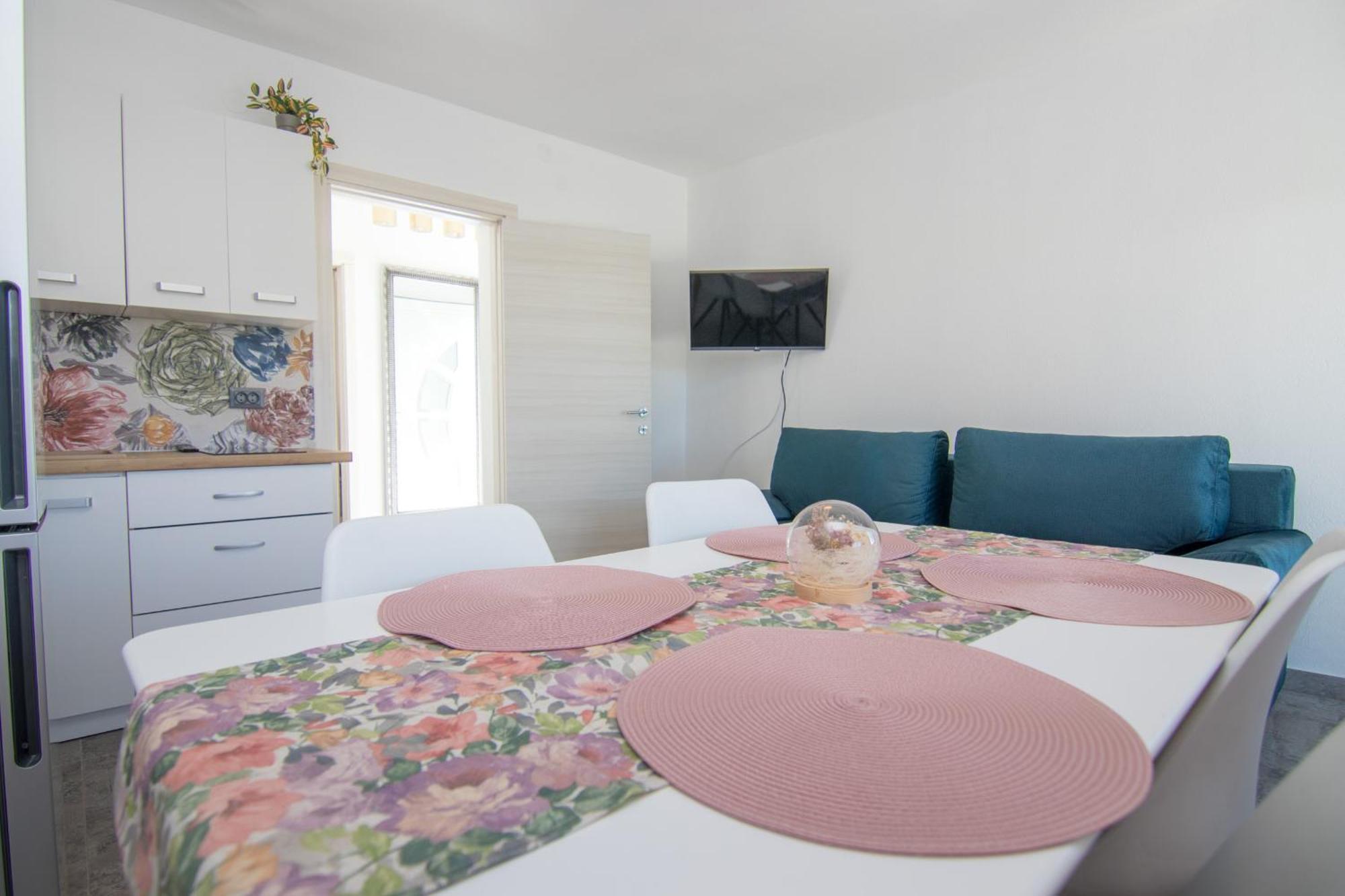 Apartments Flowers Krk Town Exterior photo