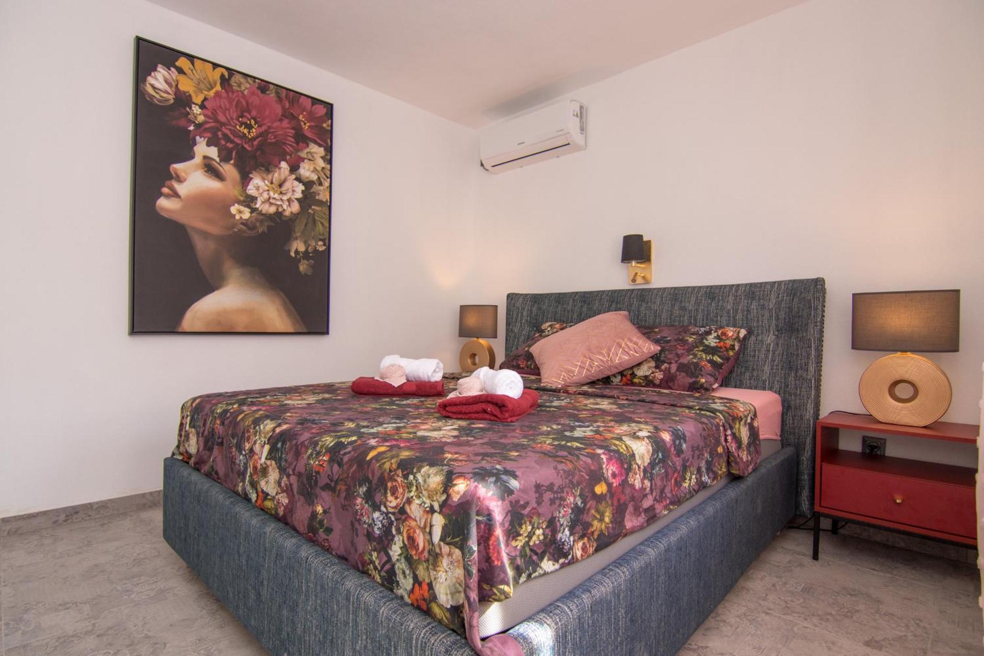 Apartments Flowers Krk Town Exterior photo