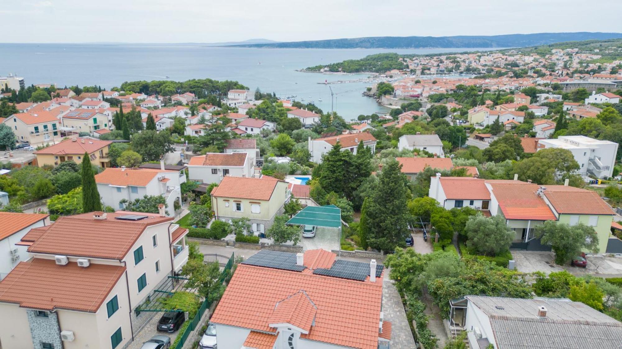 Apartments Flowers Krk Town Exterior photo